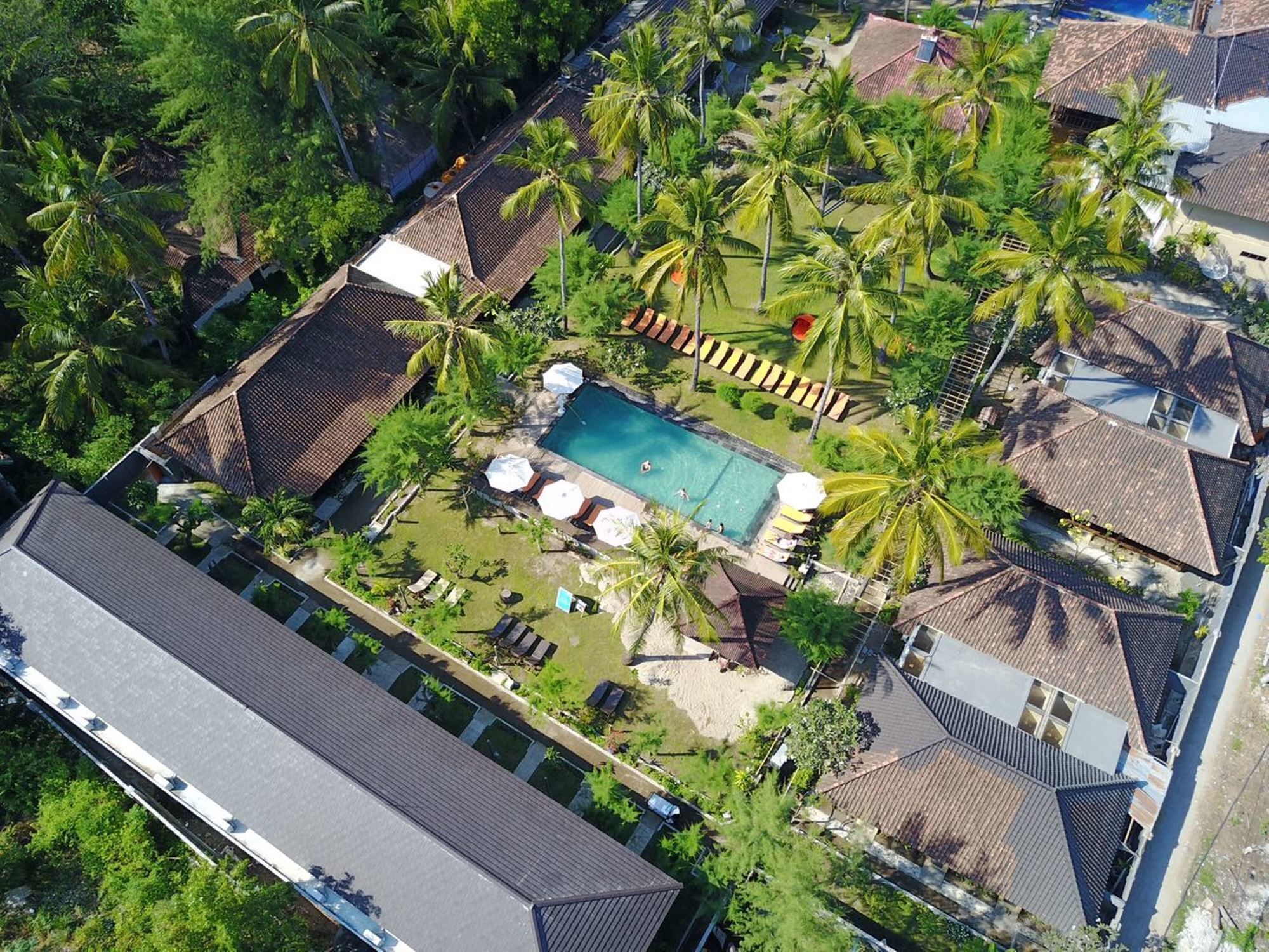 Royal Regantris Villa Karang 吉利阿尔 外观 照片