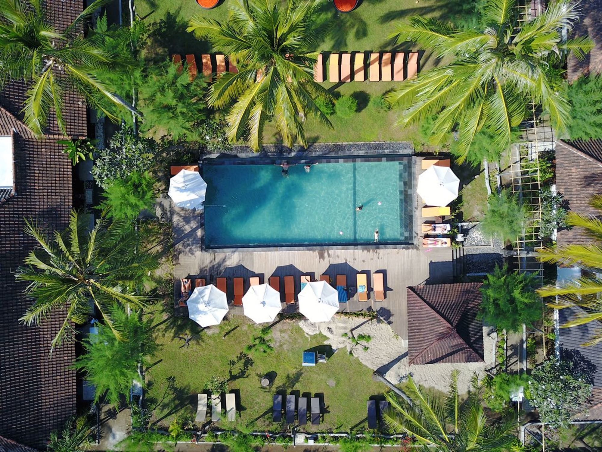 Royal Regantris Villa Karang 吉利阿尔 外观 照片