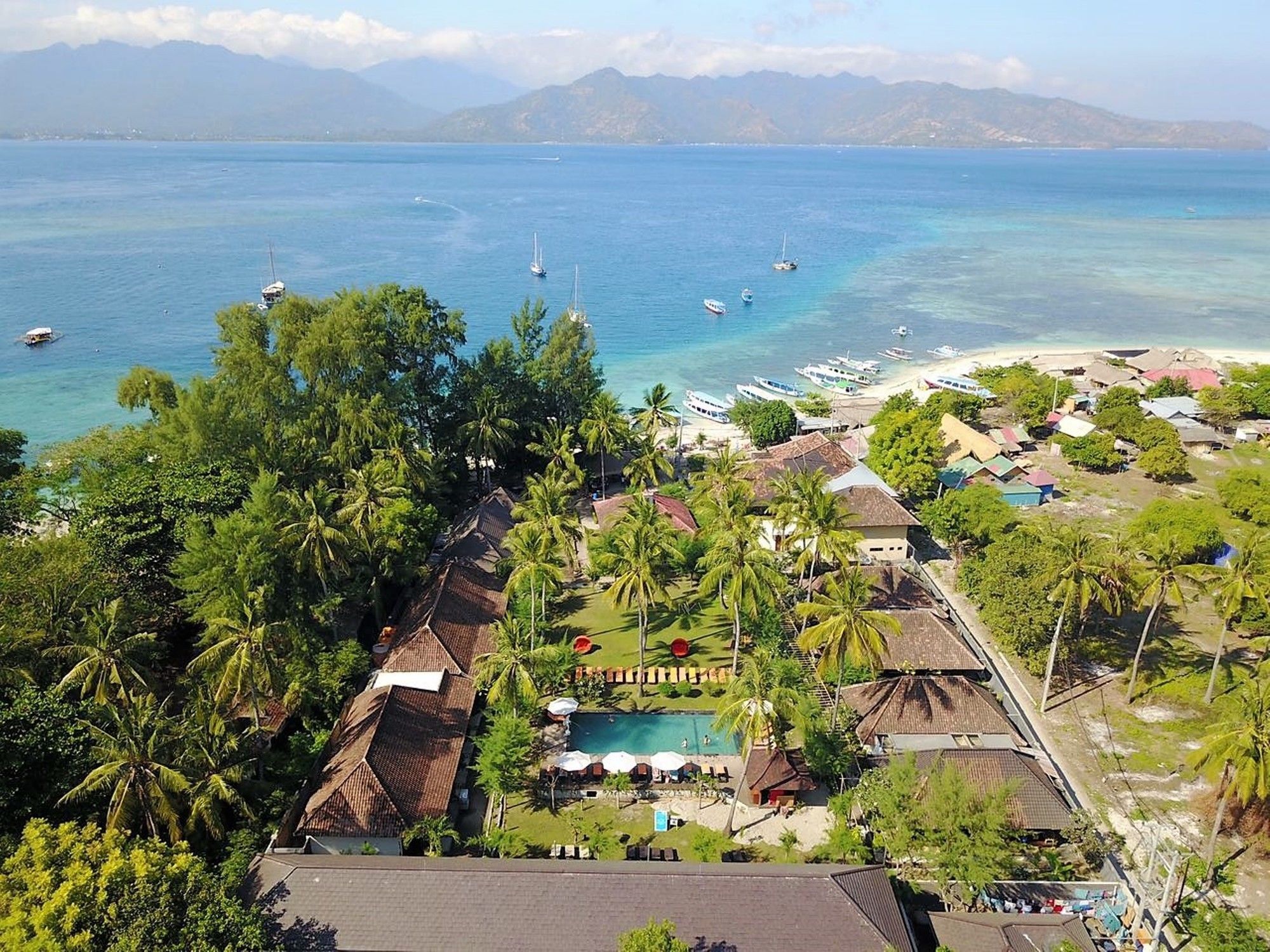 Royal Regantris Villa Karang 吉利阿尔 外观 照片