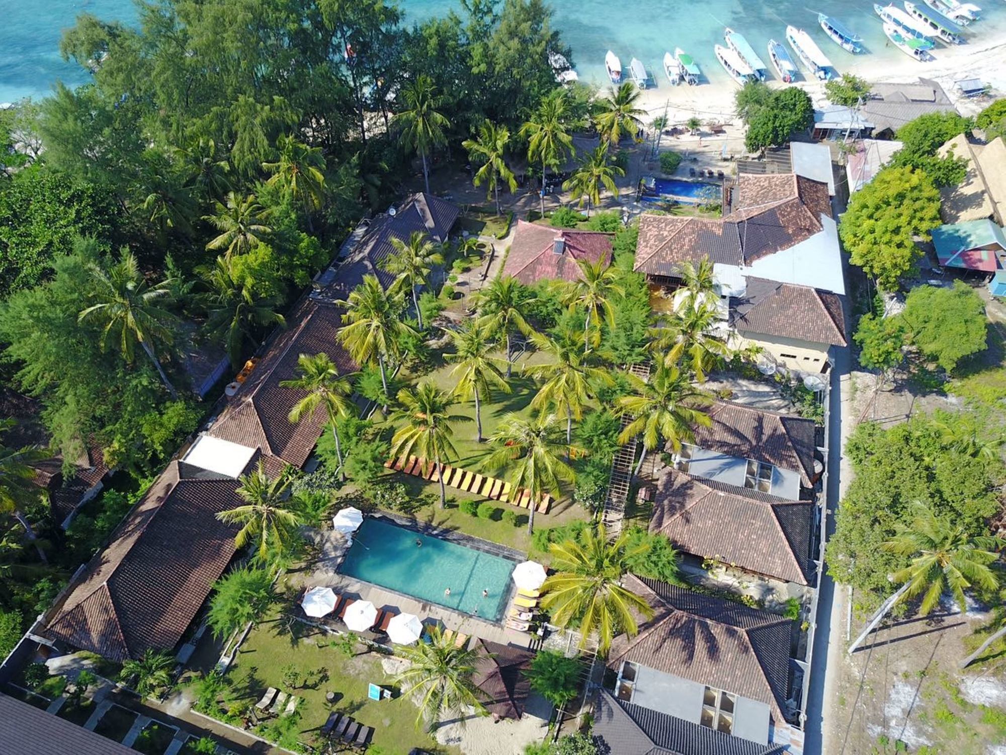 Royal Regantris Villa Karang 吉利阿尔 外观 照片